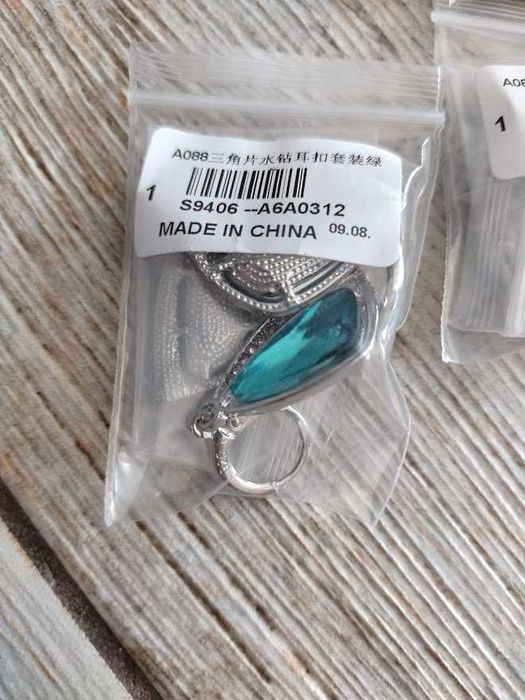 cyrkonia biżuteria damska naszyjnik wisiorek kolczyki walentynki