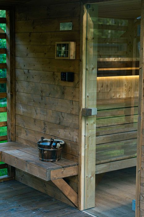 Dom na wynajem wakacje basen sauna jacuzzi 40 min od Warszawy