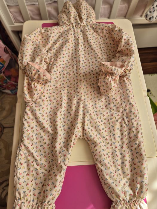 Комбінезон на дівчинку 6-9 міс