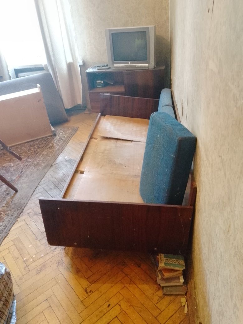 Віддам даром бу меблі