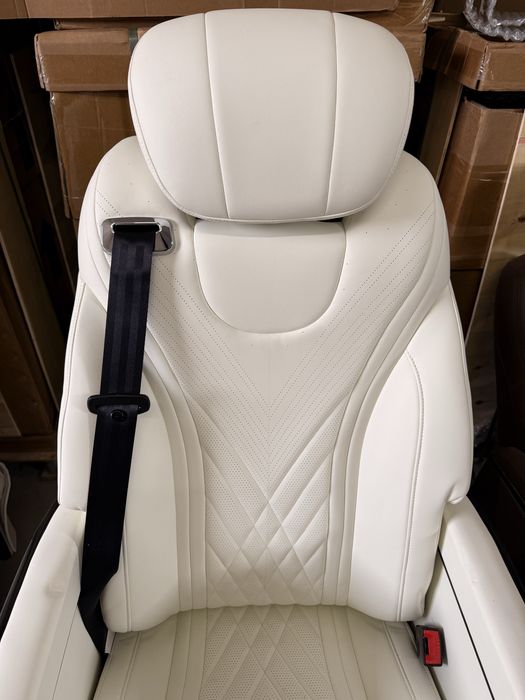 Диван реклайнер і сидіння реклайнери на Sprinter, Crafter сидіння бус