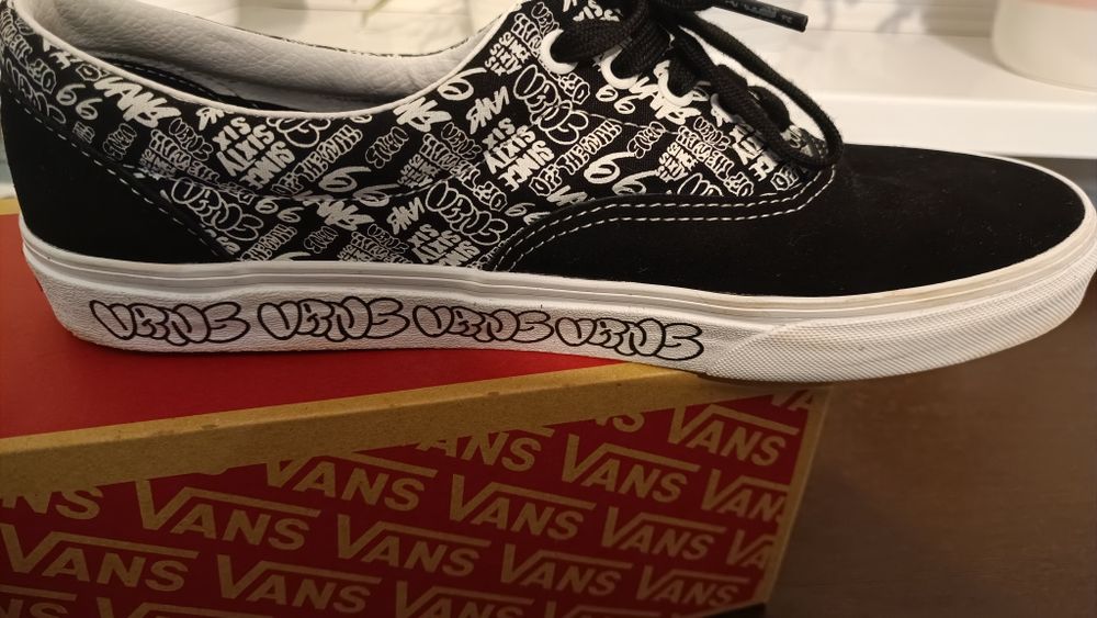 Sprzedam używane męskie buty Vans Era