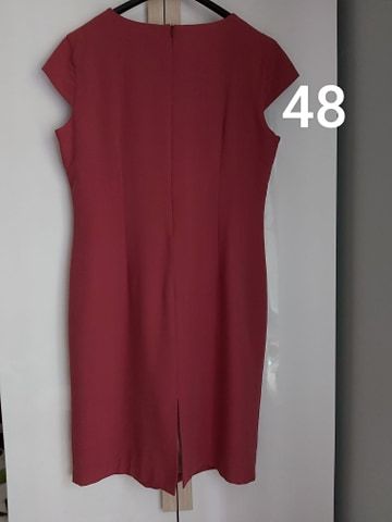 Sprzedam sukienkę 48