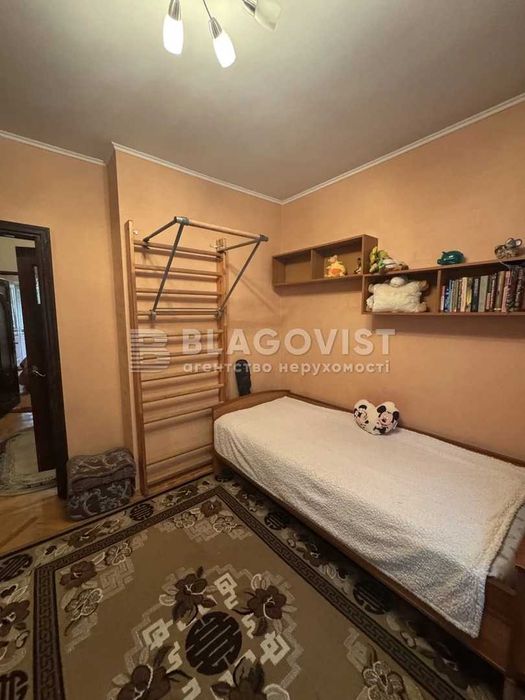 Продаж 3-х кімн Чистяківська 7 ,Святшино,Нивки