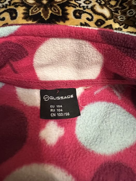 Теплая флисовая кофточка для девочки