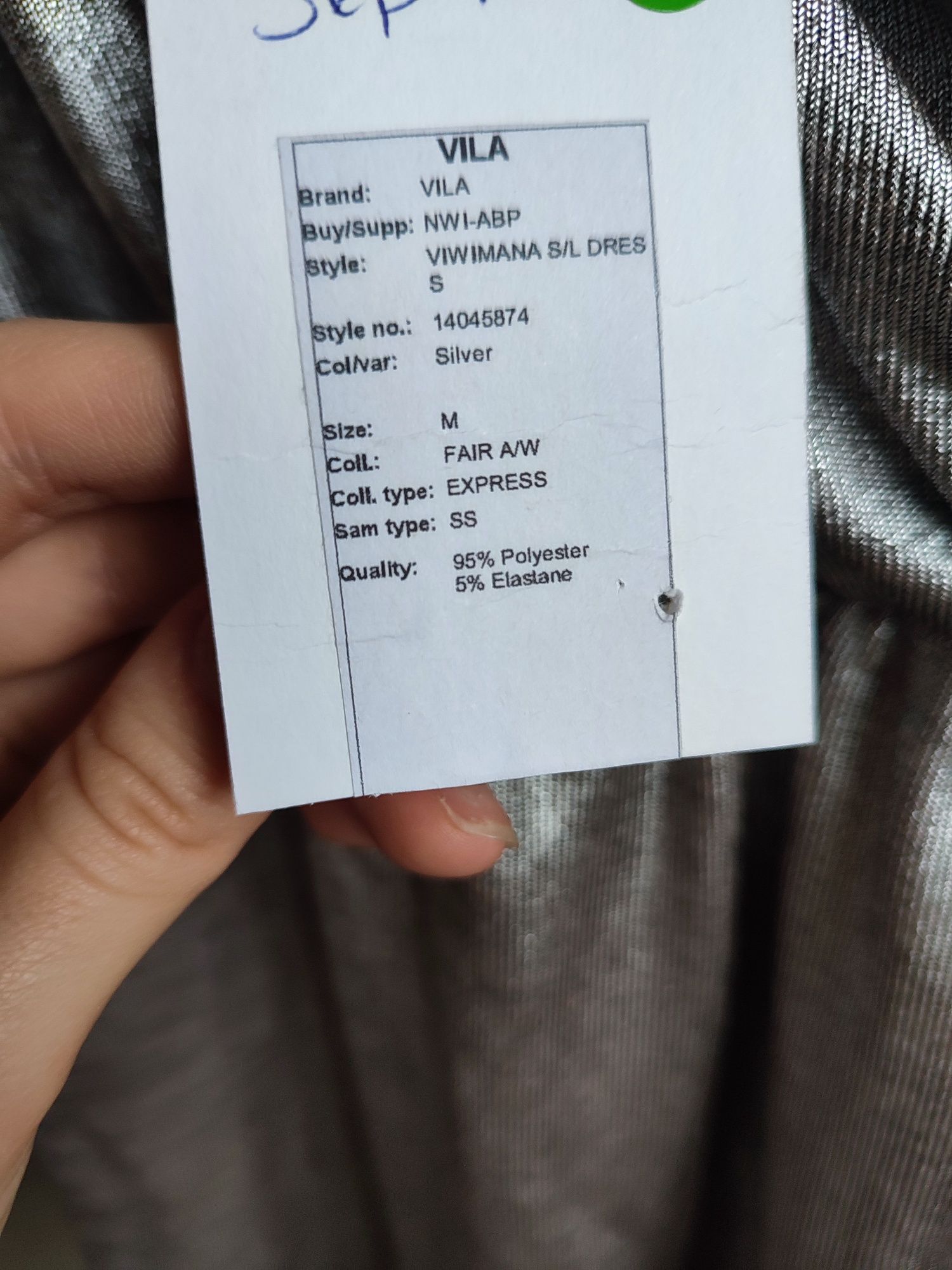 Krótka srebrna błyszcząca sukienka zakładka na ramiączkach wesele M S