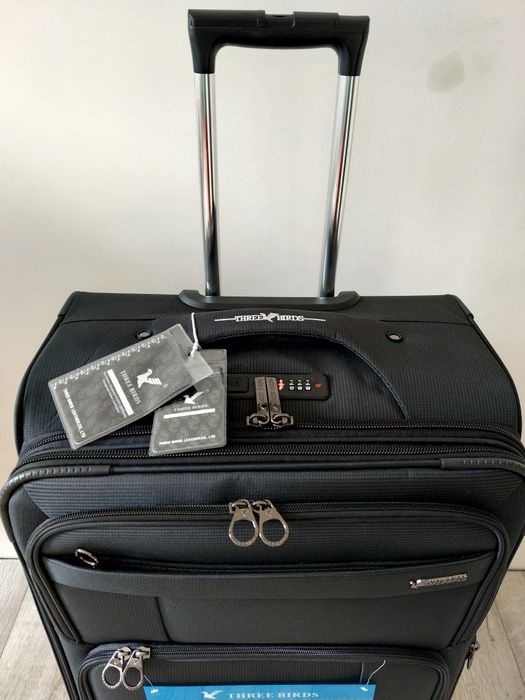 Валіза на колесах велика