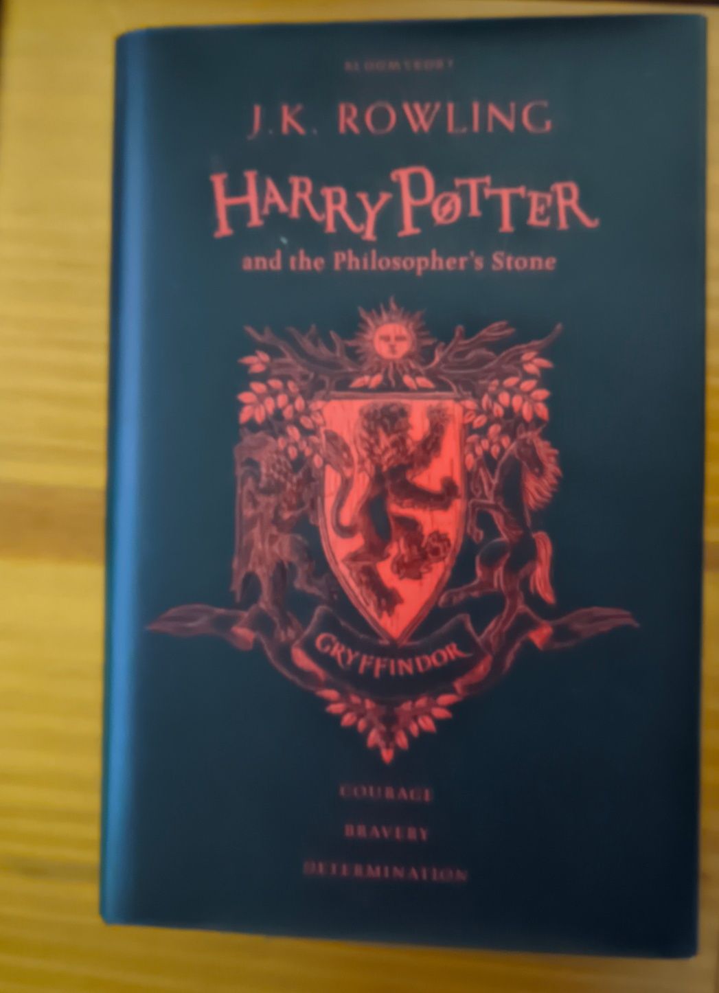 Livro Harry Potter - Pedra Filosofal Edição Gryffindor