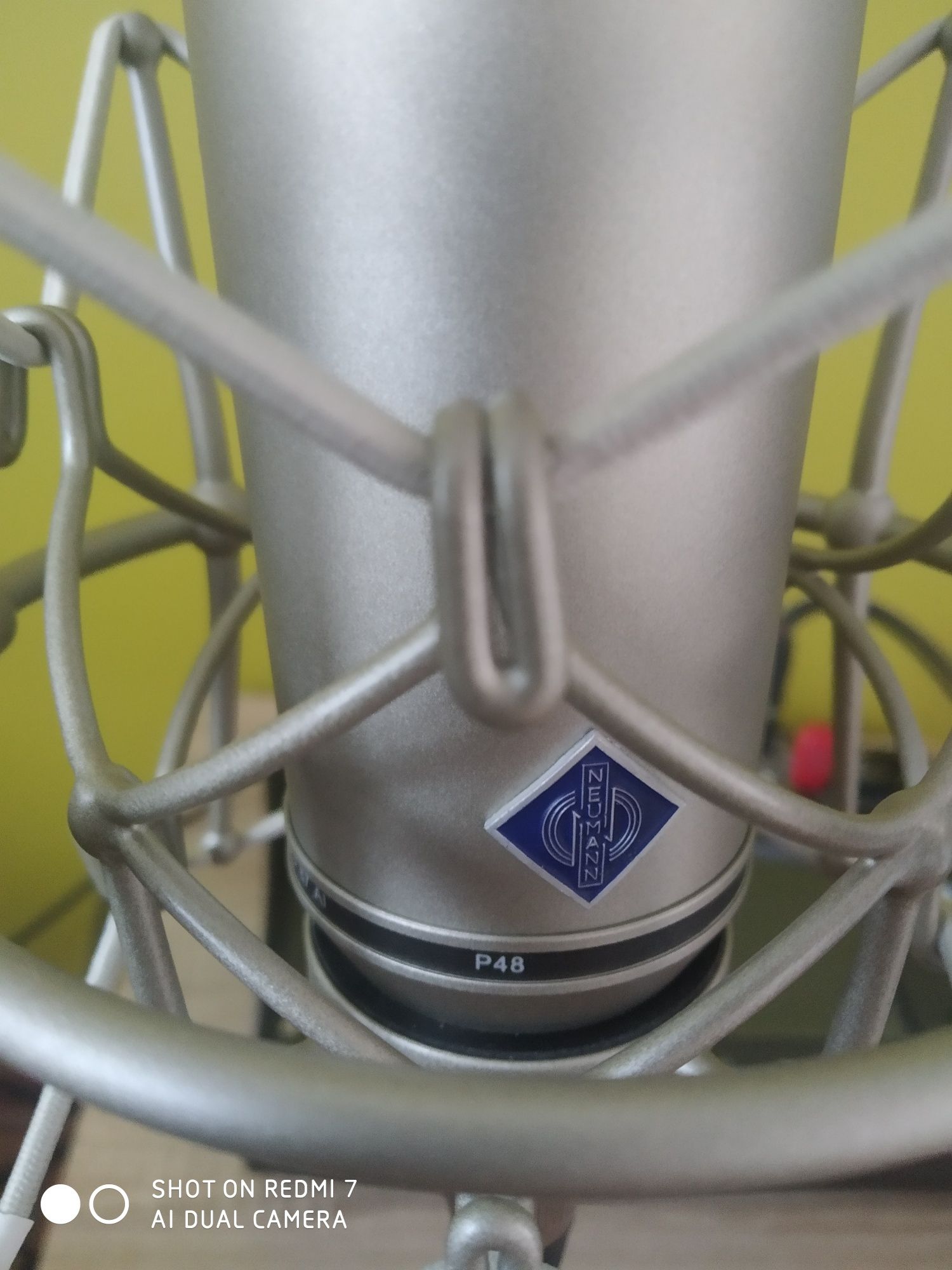 Mam do zaoferowania świetny mikrofon jakim jest Neumann U87 Ai