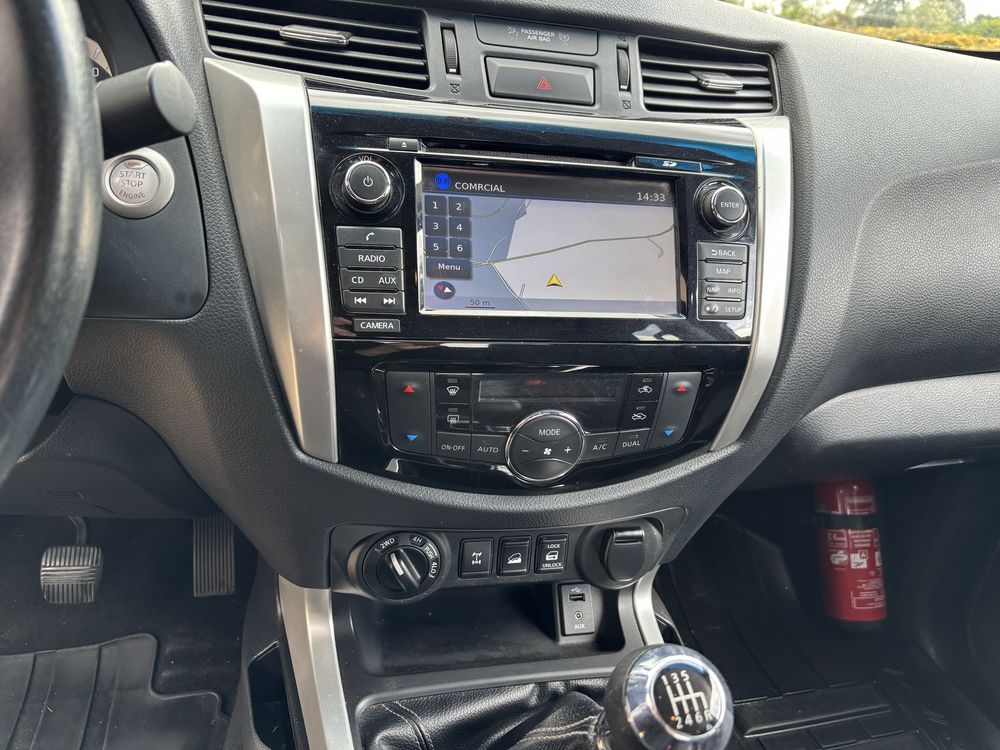 Nissan Navara 5 lugares