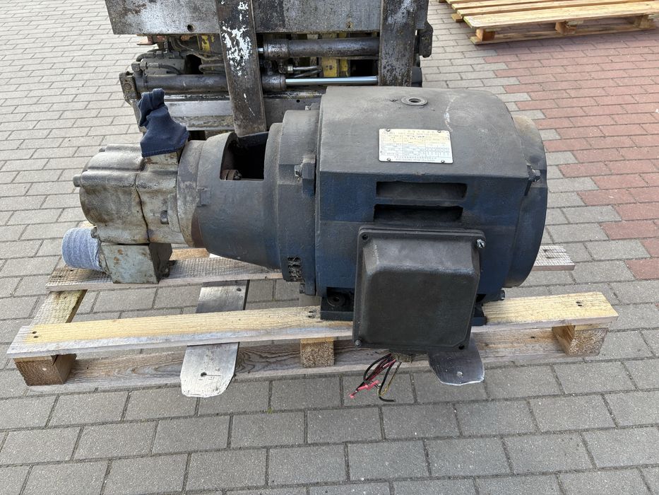 Silniki 15 KW Pompa Wtryskarka Cosmos WG 180-400