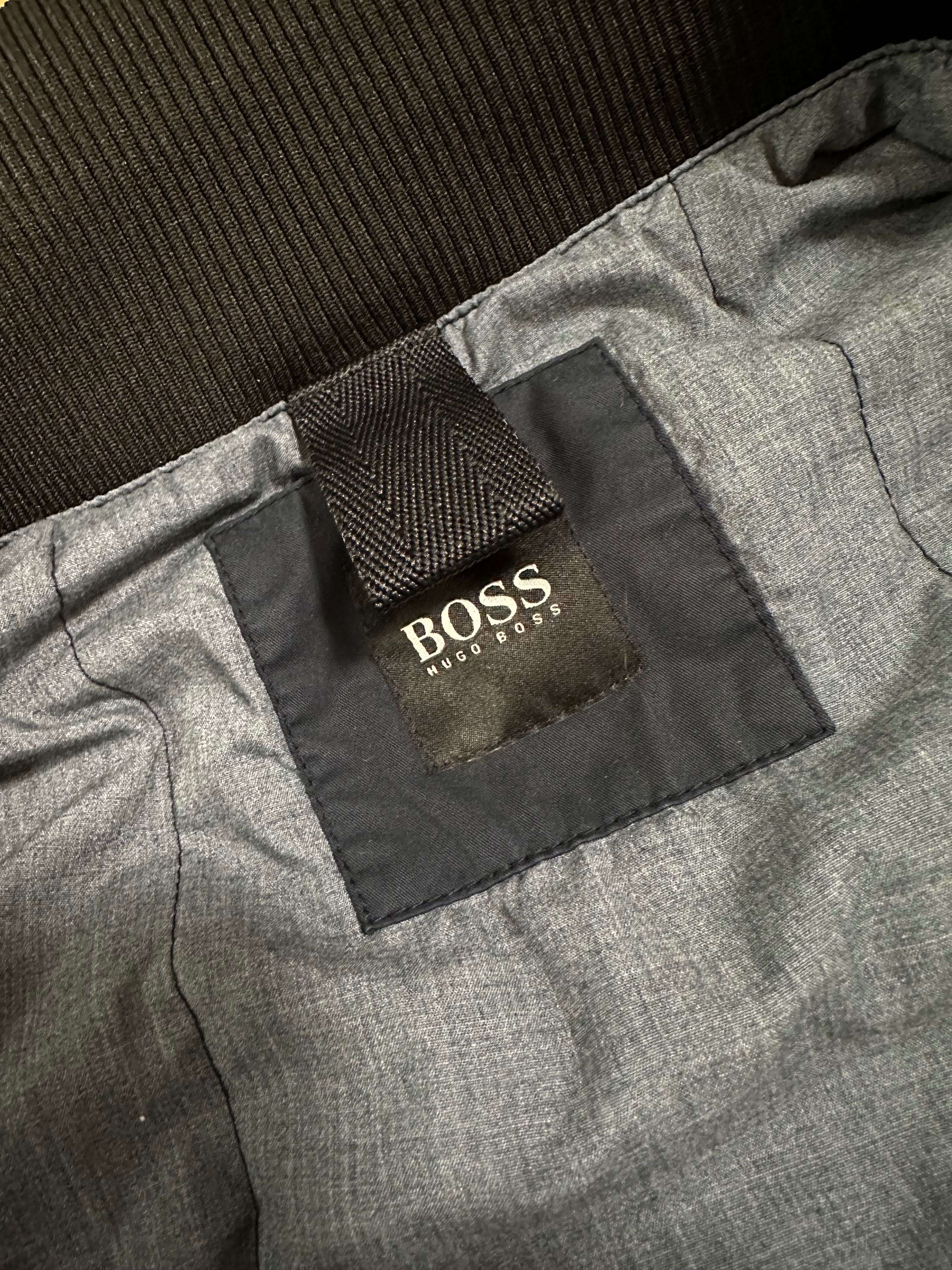 Мужская куртка Hugo Boss S размер