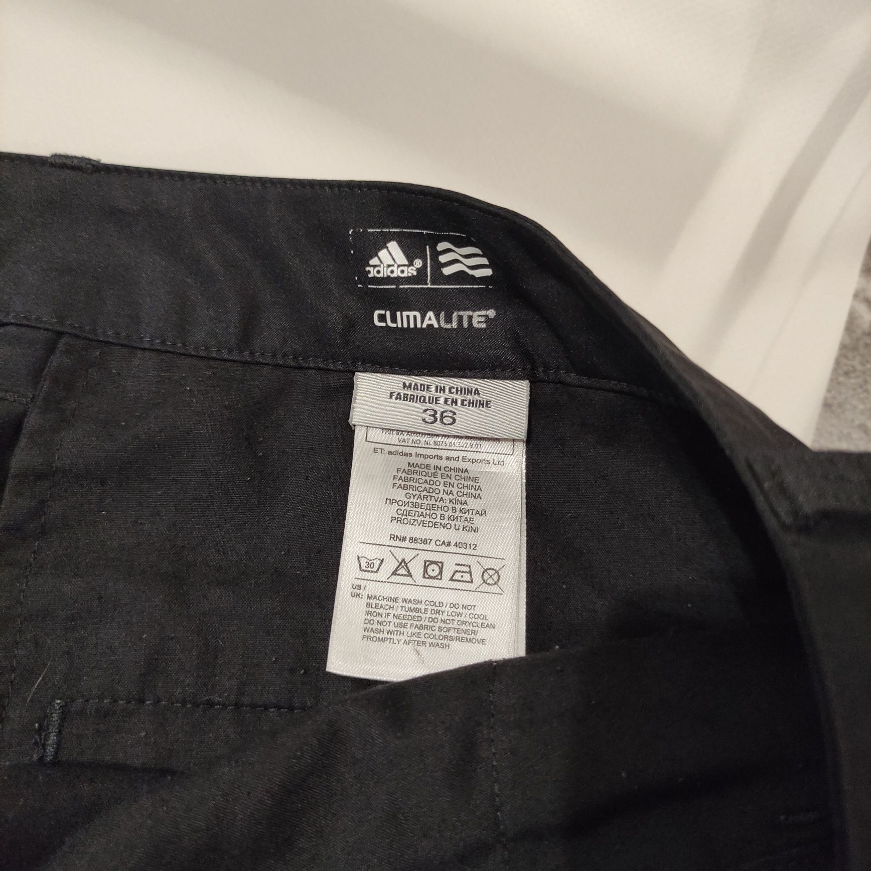 Шорти Adidas з карманами чоловічі