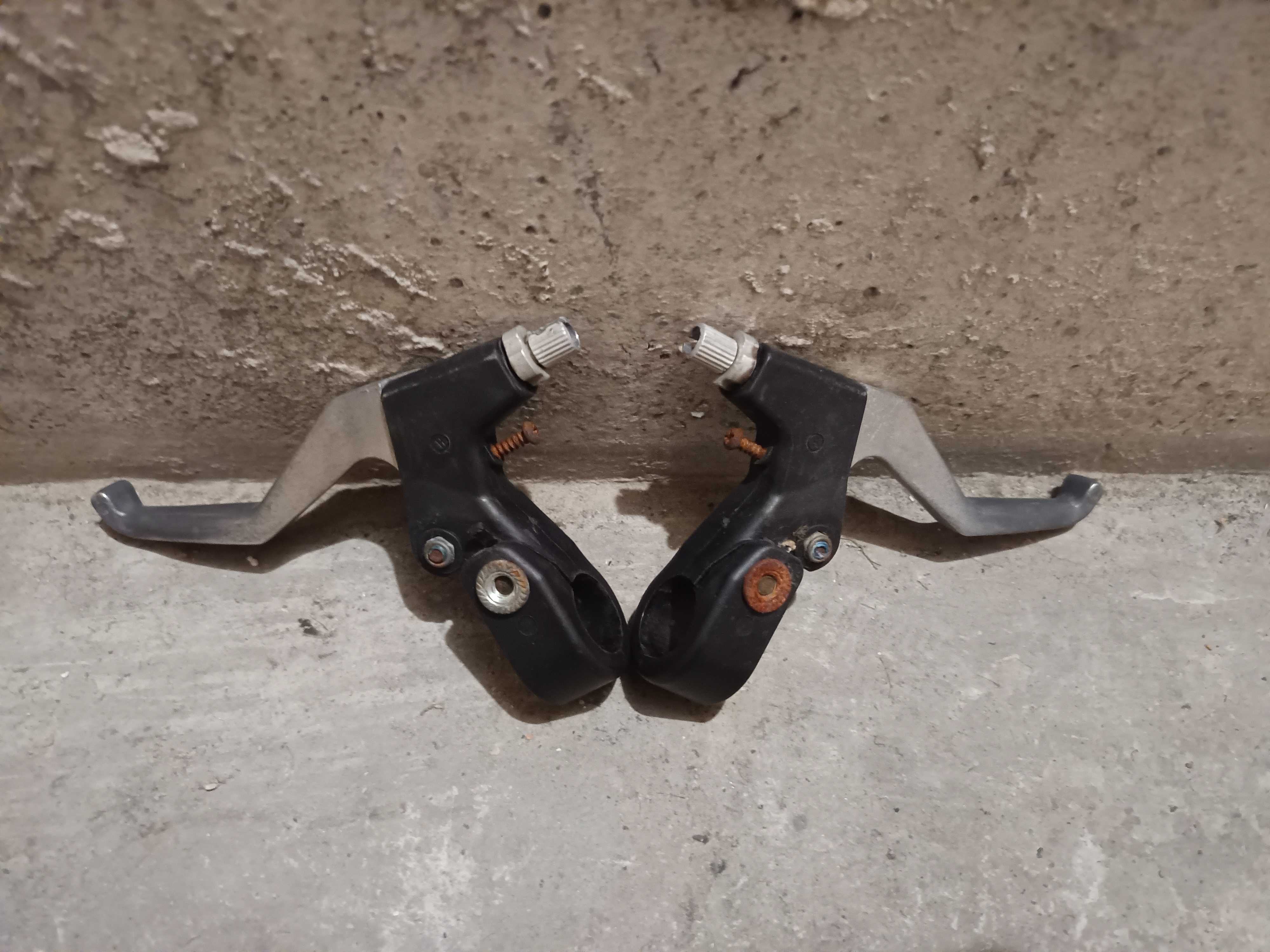 Klamki hamulcowe v brake