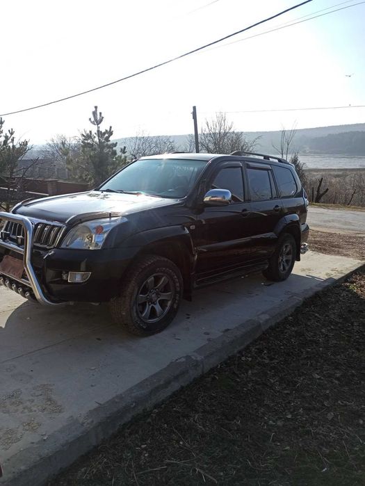 Продам автомобіль Toyota Land Cruiser Prado 2005