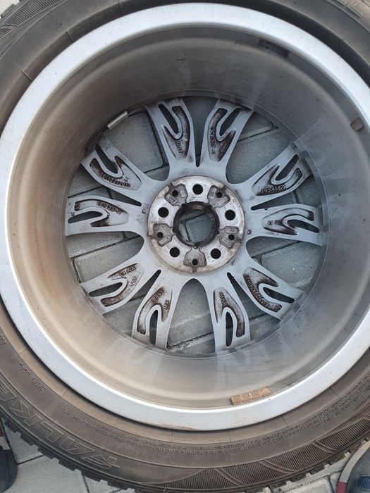Felgi BMW 18".               .