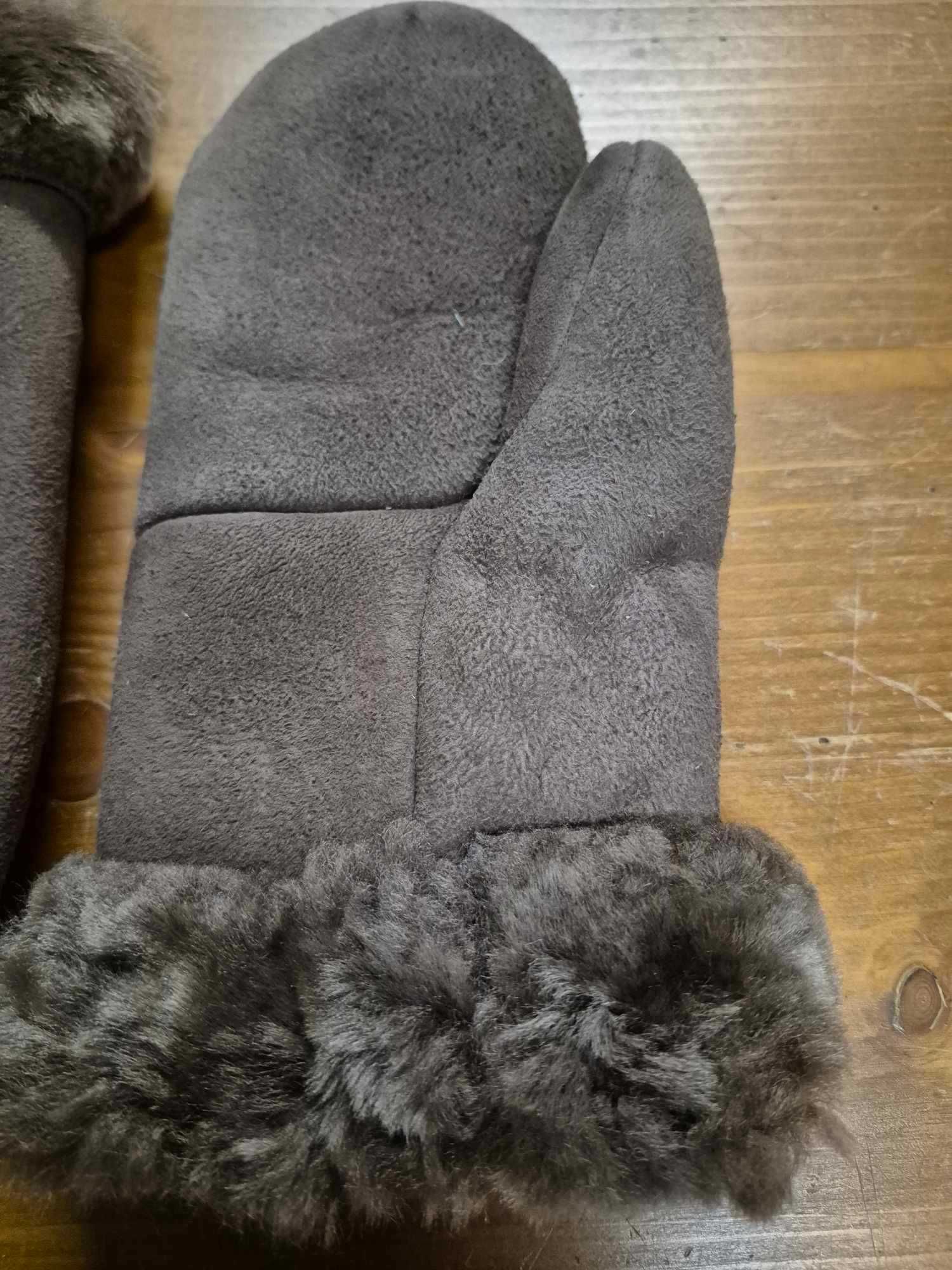 Damskie ciepłe rękawice