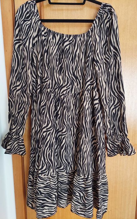 Vestido novo Shein L