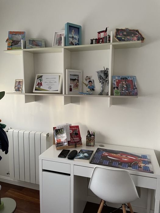 Cama solteiro com moveis