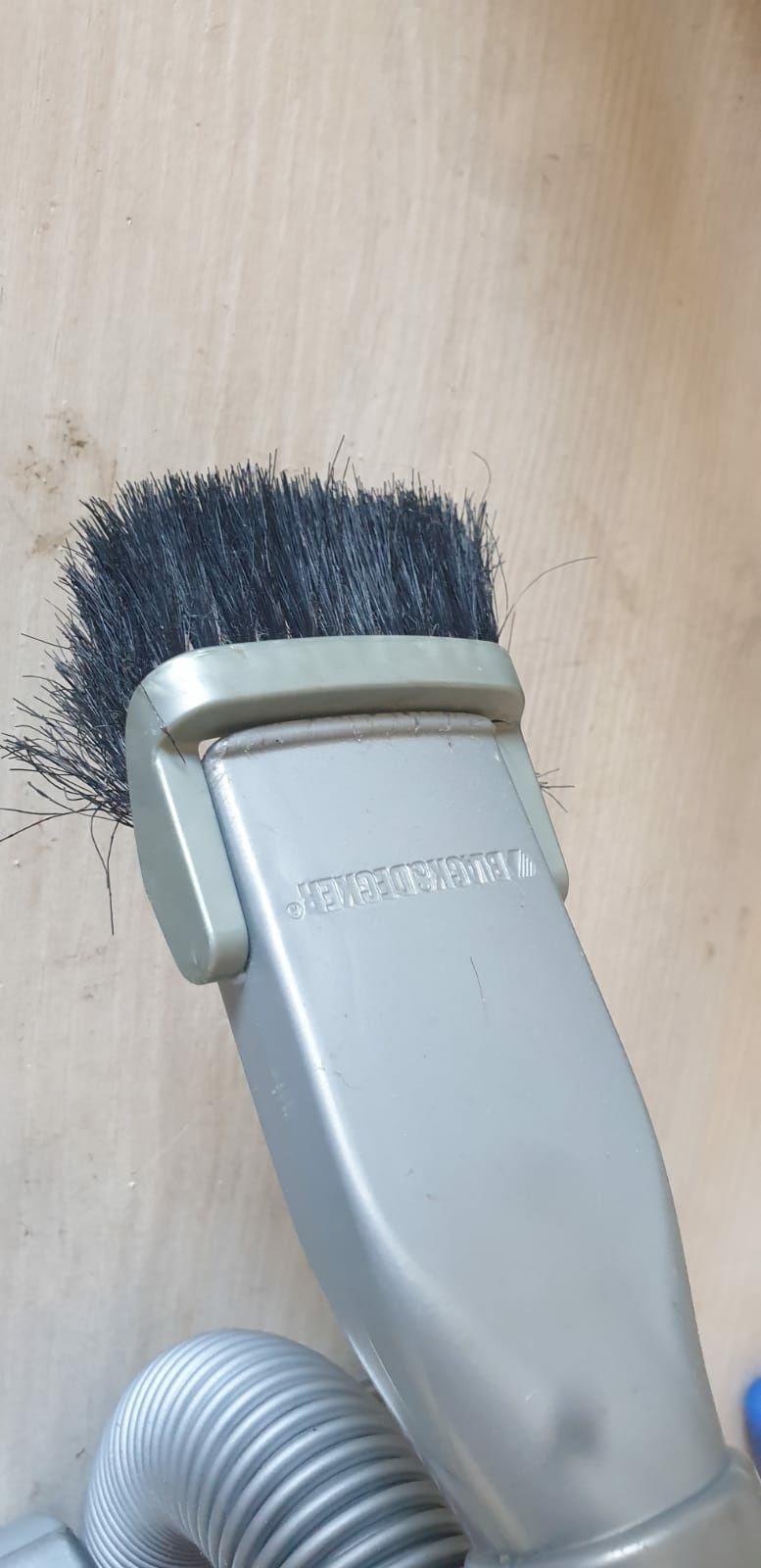 Aspirador portátil a bateria Black & Decker