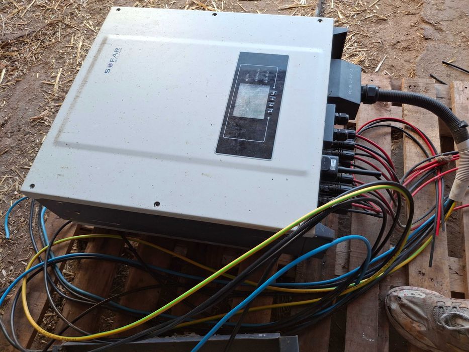 Sprzedam falownik sofar 33kw na gwarancji 4 letni