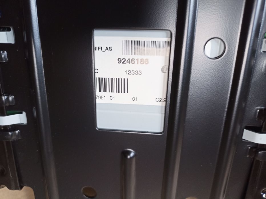 Zestaw nagłośnienie wzmacniacz głośniki HiFi cic harman kardon BMW E92