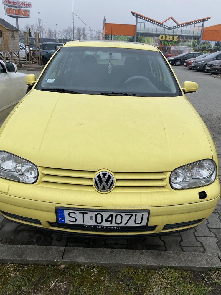 Golf 4 1.9 tdi.