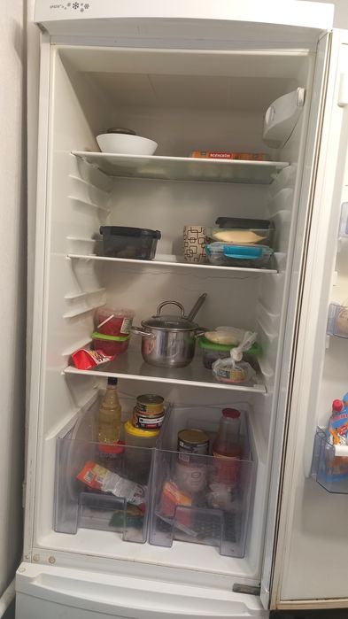 Холодильник Zanussi