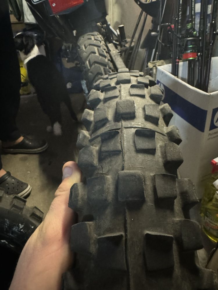 3 Opony michelin i dunlop 90x90 r21 140x70x r18