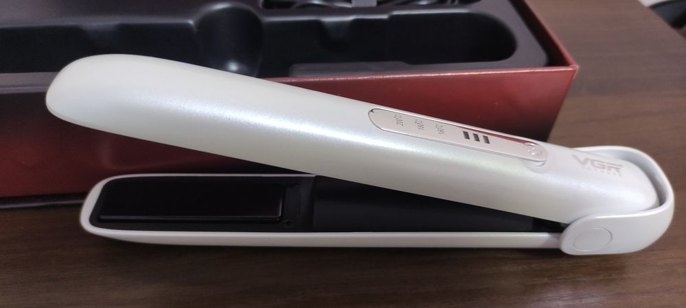 Портативний бездротовий акумуляторний випрямляч-праска для волосся VGR