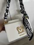 Biała elegancka torebka Love Moschino