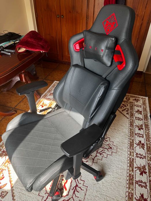 OMEN by HP Citadel Gaming Chair