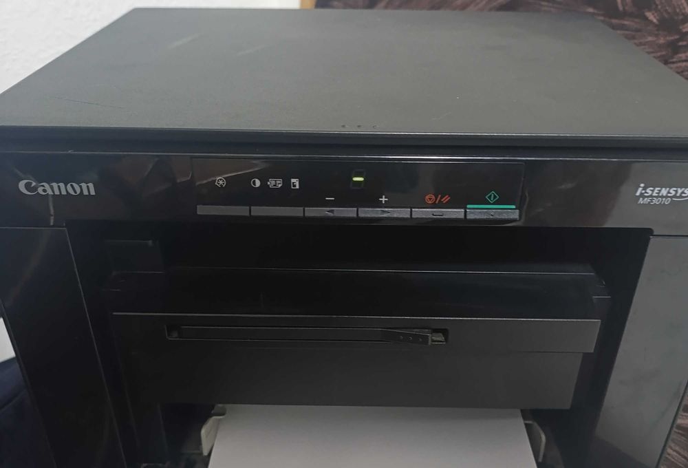 Принтер Canon MF-3010
