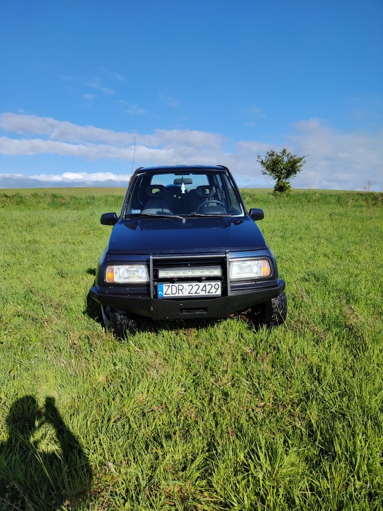 Suzuki Vitara 1,6 pełna buda