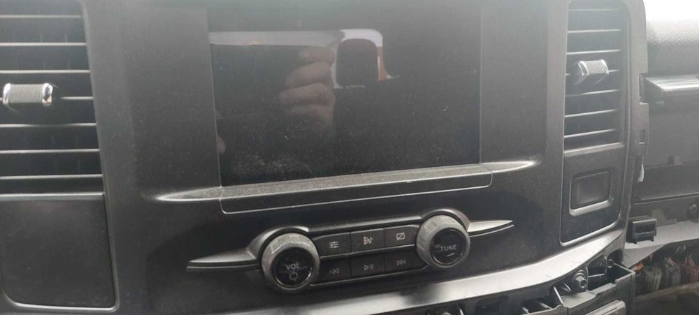ford f150 21r+radio modul sterownik MULTIMEDIALNYpanel MU5T-14G670-FLA