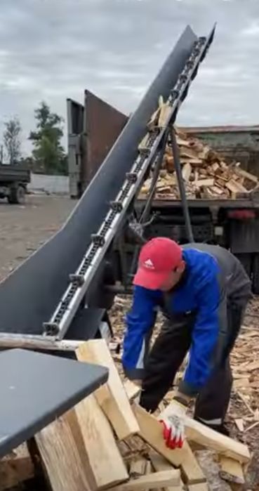 Продаємо дрова твердих порід по 1300 грн за куб. Є доставка.