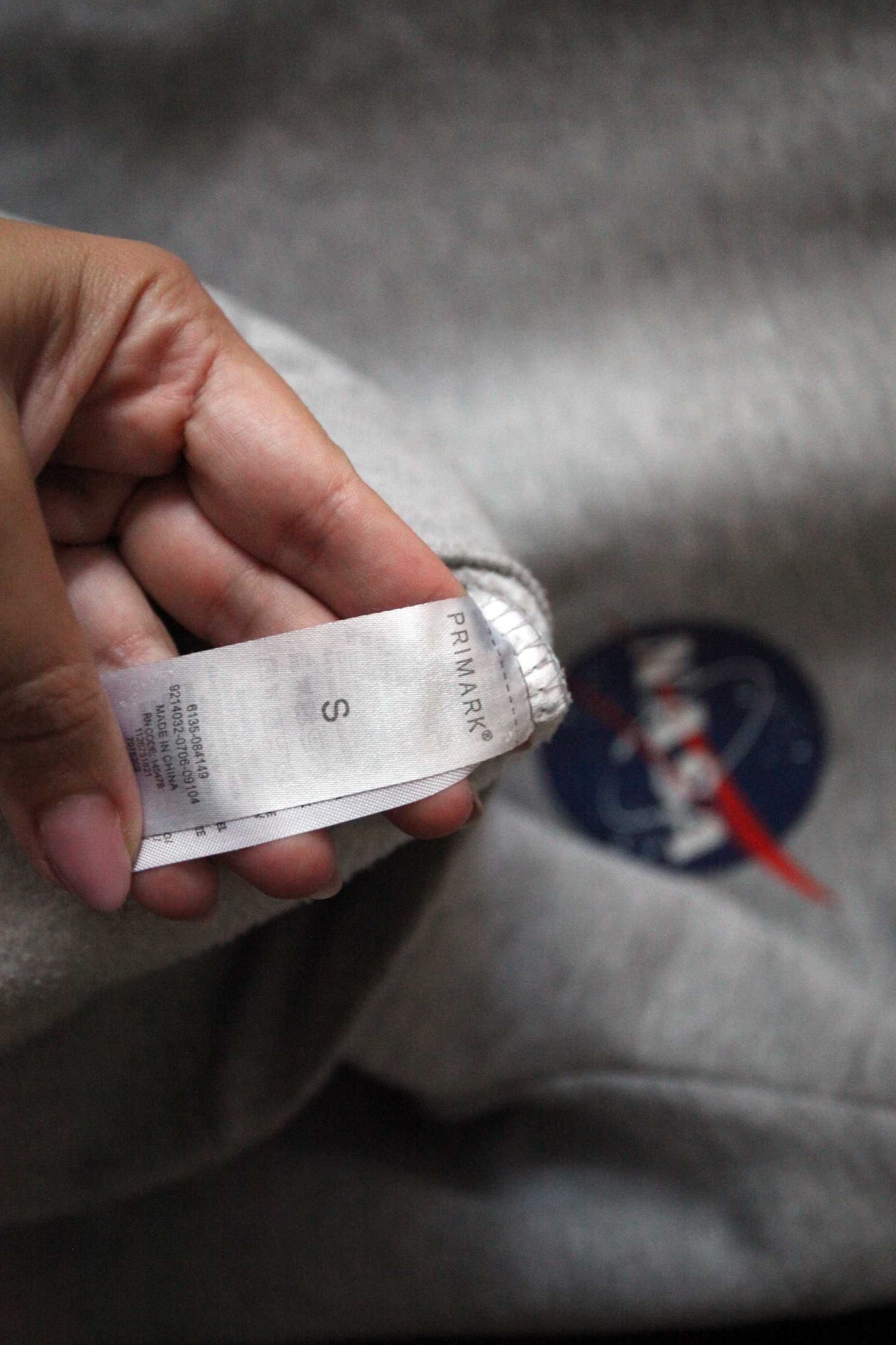 PRIMARK S szara Bluza NASA unisex ocieplana polarem