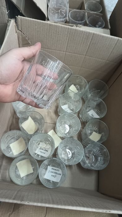 Продам склянки та графіни