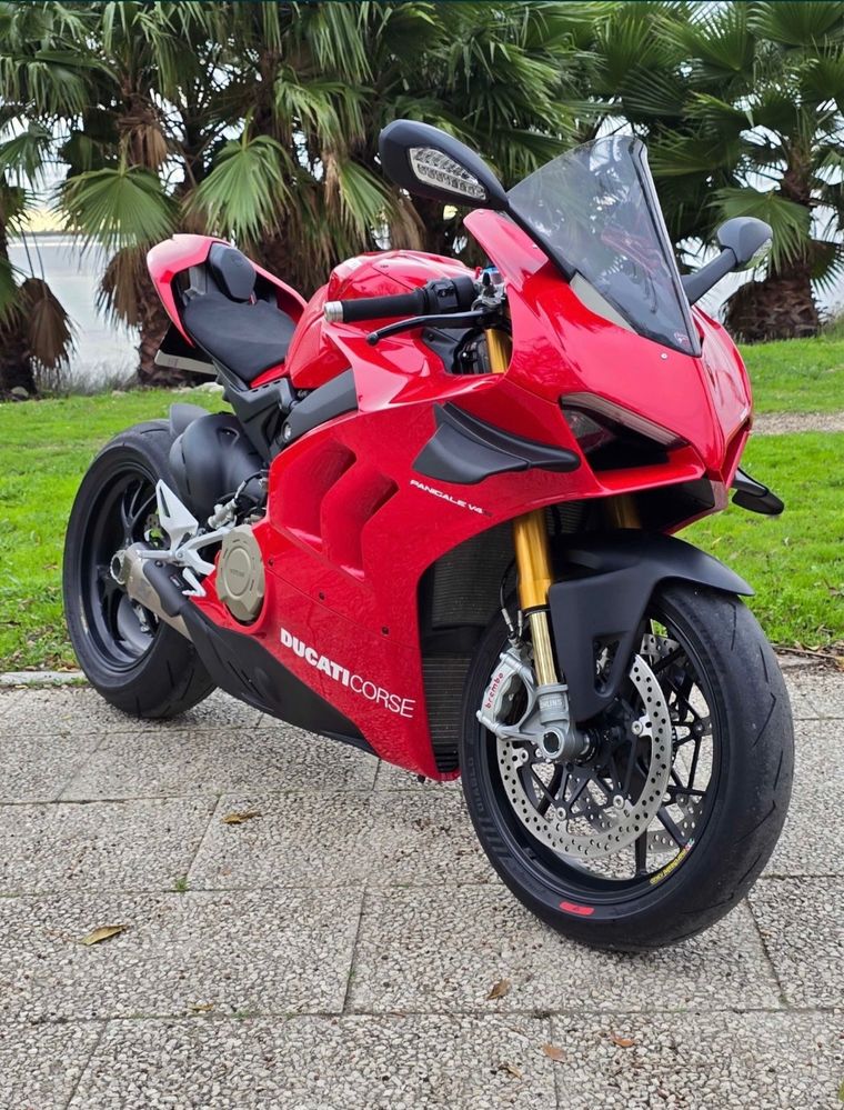 Ducati panigale v4s