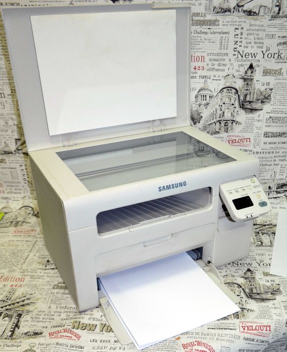 Лазерный МФУ Samsung SCX-3405 . Гарантия  от магазина.