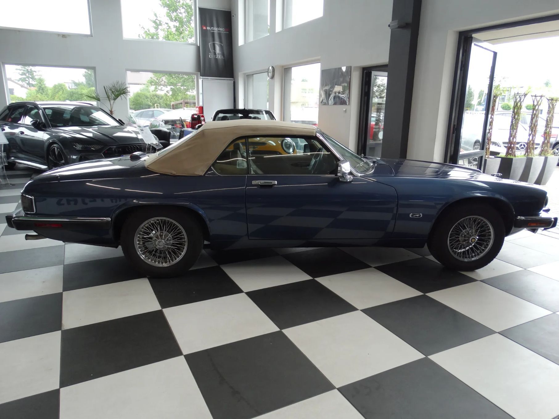 Jaguar XJ Kabriolet/Automat/Skóra/Podg Fotele/El. Fotele/El. Szyby/El. Otw. Dach
