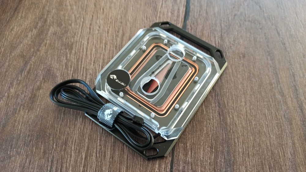Nowy blok wodny Bykski CPU-XPR-B-M-D | A-RGB | Nigdy nie montowany