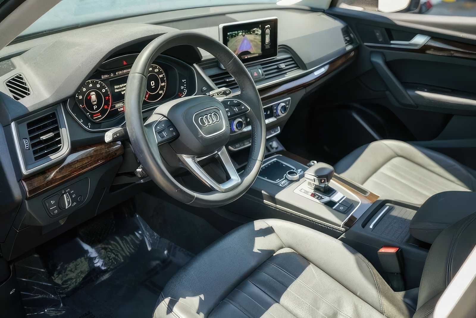 2020 Audi Q5 quattro Premium Plus