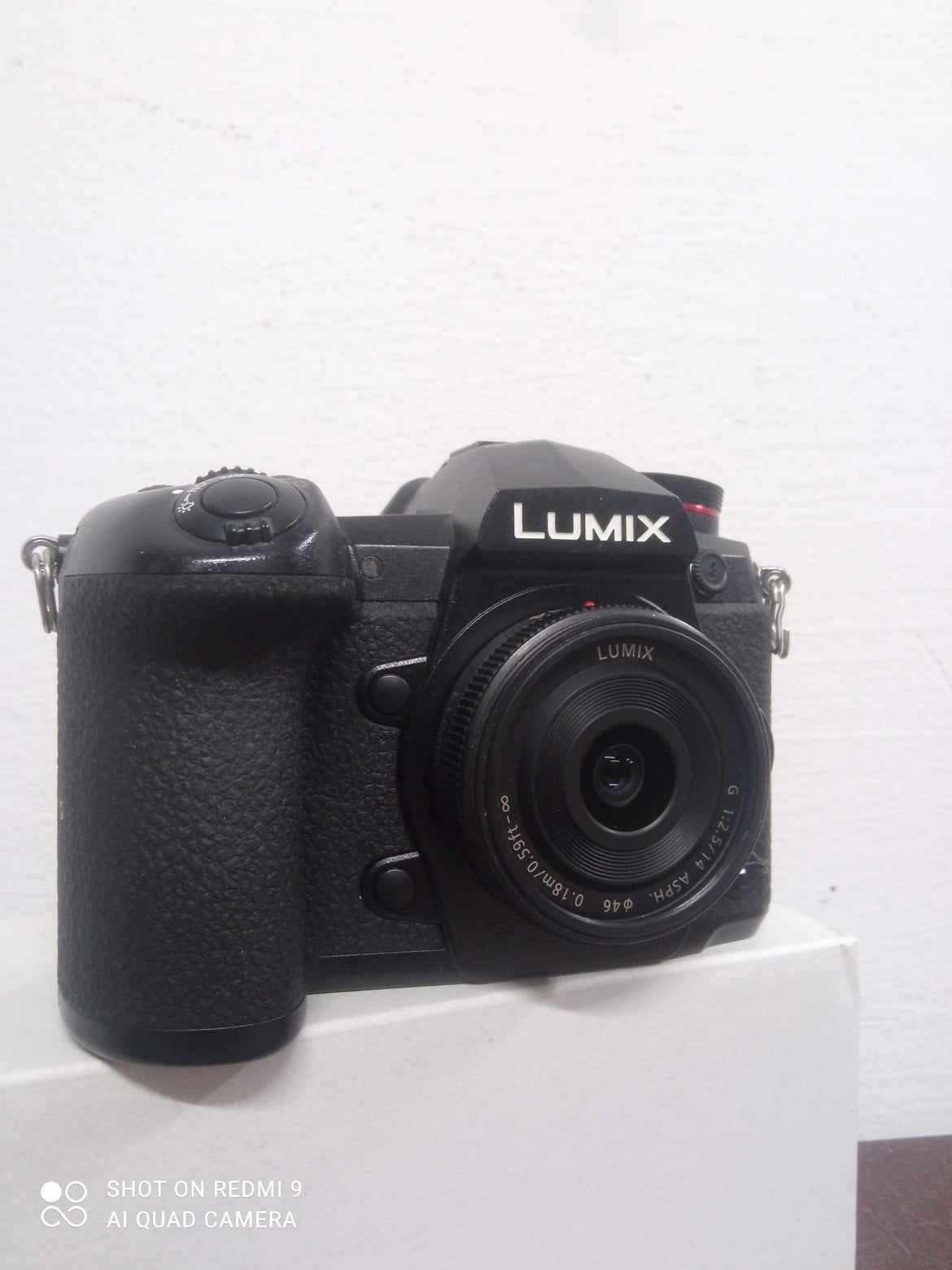 Panasonic Lumix DC-G9 czarny + Panasonic LUMIX G 14 mm f/2.5 II ASPH