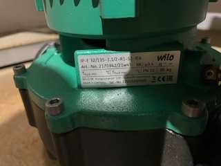 Wilo-IP-E 32/135-1,5/2-R1-S1 pompa obiegowa pompa wirowa