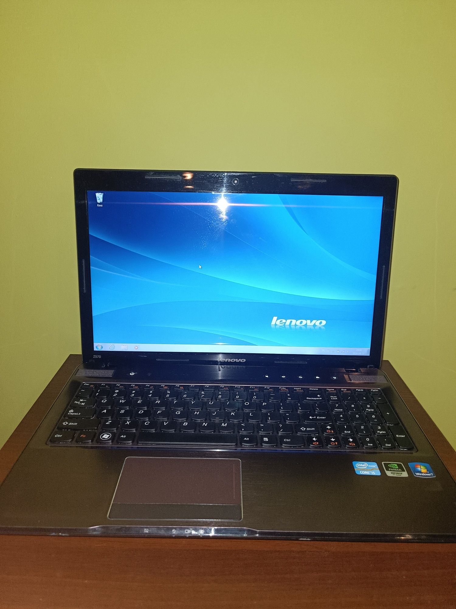 Laptop Lenovo Ideapad Z570