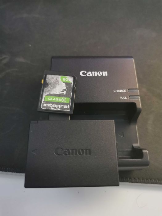 Camera Cannon EOS 1300D como nova