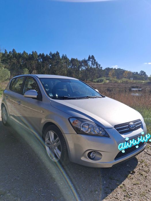 Kia Ceed CRDI 1.6 gasóleo
