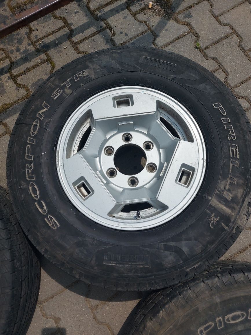 Диски 6×139'7×15 ford maverick  nissan navara terrano 2