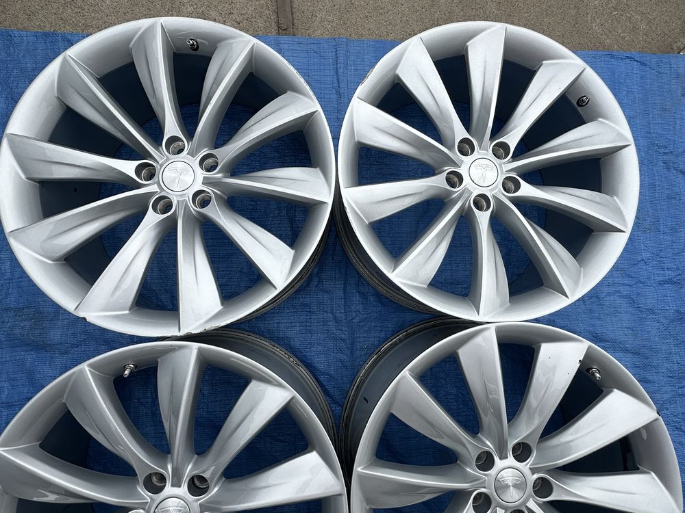 Felgi aluminiowe Tesla S 21 5x120 oryginalne